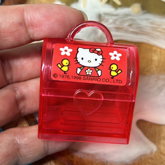 🖤1998 Sanrio Hello kitty eraser and case - Picture 6 of 12